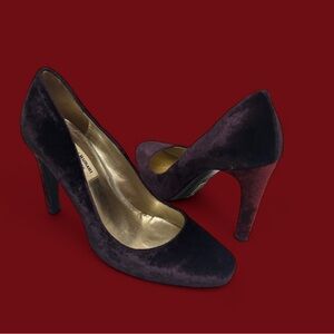 Isaac Mizrahi vintage purple red velvet heels
